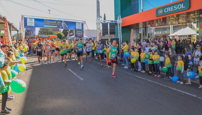 Laranjeiras - Corrida da Proclamação, Caminhada do Coração Feliz e Passeio Ciclístico reuniu gente de todas as idades