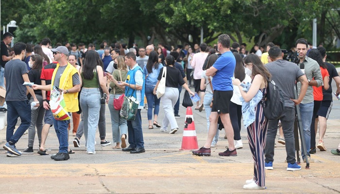 Segundo dia de Enem aborda questões cotidianas e pandemia