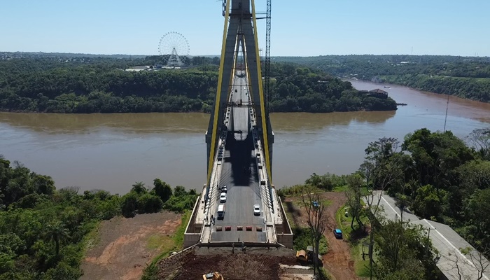 Foto - AEN Estrutura da nova Ponte da Integração Brasil-Paraguai está concluída