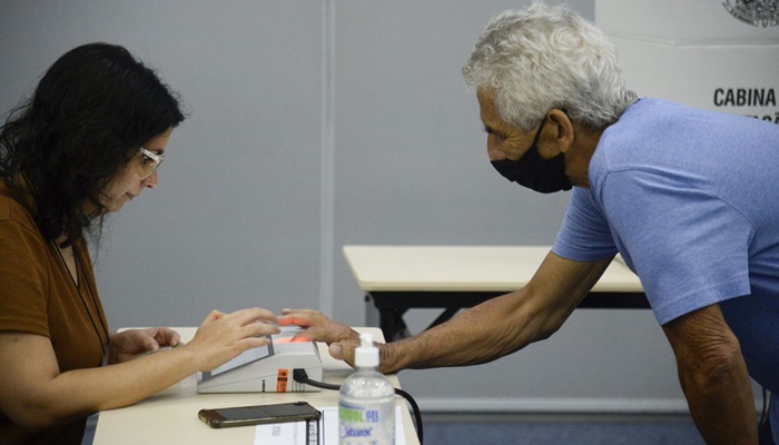 Termina hoje prazo para mesário justificar ausência no segundo turno