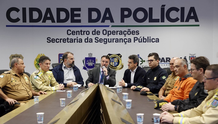  Paraná terá força-tarefa para atender vítimas do deslizamento na BR-376, no Litoral