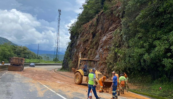 BR-277 será liberada parcialmente na tarde desta quarta-feira