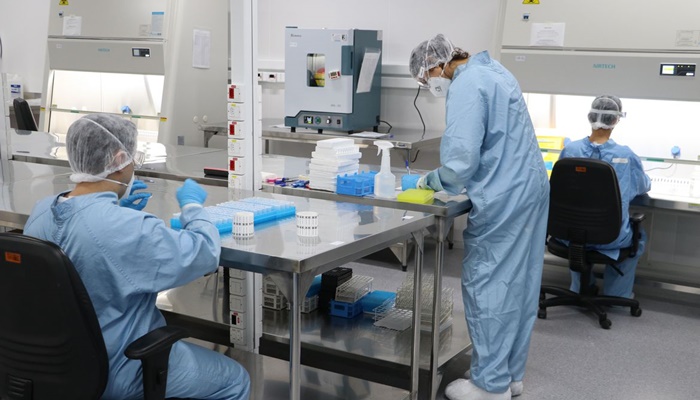 Maioria da população brasileira acredita na ciência, aponta pesquisa