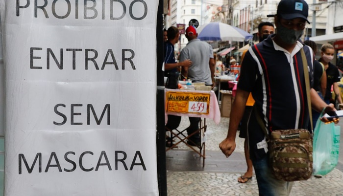 Brasil registra 9.868 casos de covid-19 e 20 mortes em 24 horas