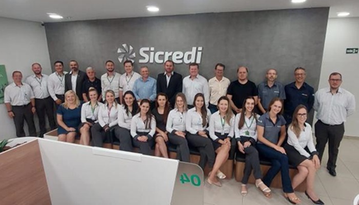 Sicredi inaugura novo espaço para empresa