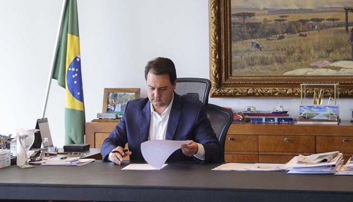  Governador anuncia recondução dos diretores da Ferroeste, Invest, Fomento e BRDE