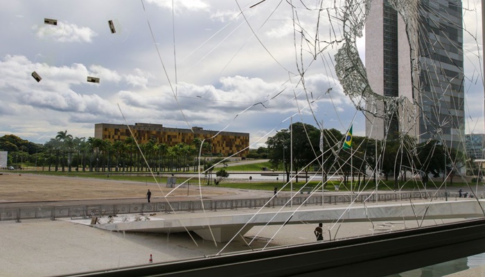 Câmara aprova intervenção federal na segurança pública do DF