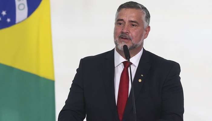 Ministro: PF já lavrou 1.261 autos de prisão e apreensão de golpistas