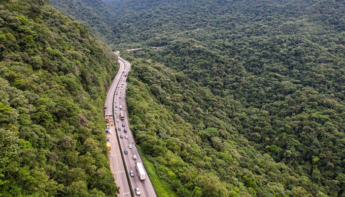  DER-PR retira guindaste da BR-277 para melhorar tráfego neste final de semana