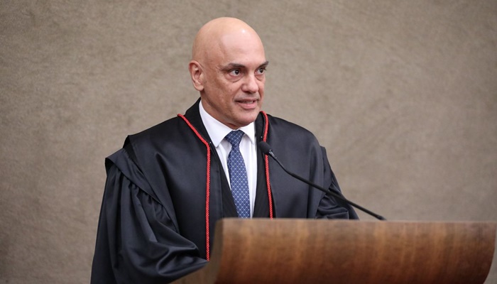 Moraes recebe balanço sobre intervenção na segurança do DF