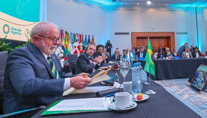 Cúpula da Celac termina com destaque para volta do Brasil ao bloco