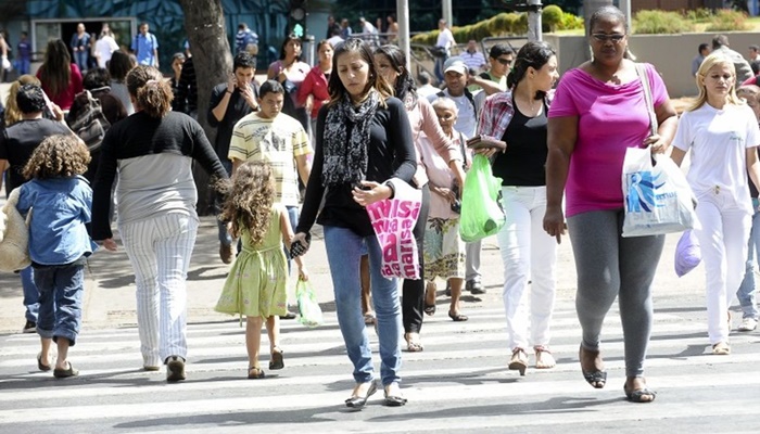 Médico mostra importância da mamografia para prevenir câncer de mama