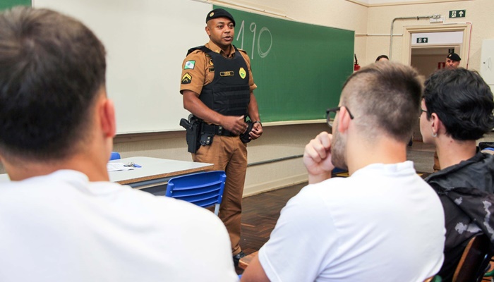  Polícia Militar reforça segurança na volta às aulas em todo o Estado