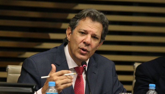 Fazenda finaliza proposta para correção da tabela do Imposto de Renda