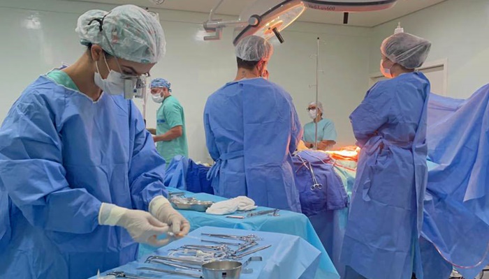  Com mutirão emergencial, Hospital Universitário do Oeste faz 100 cirurgias em uma semana