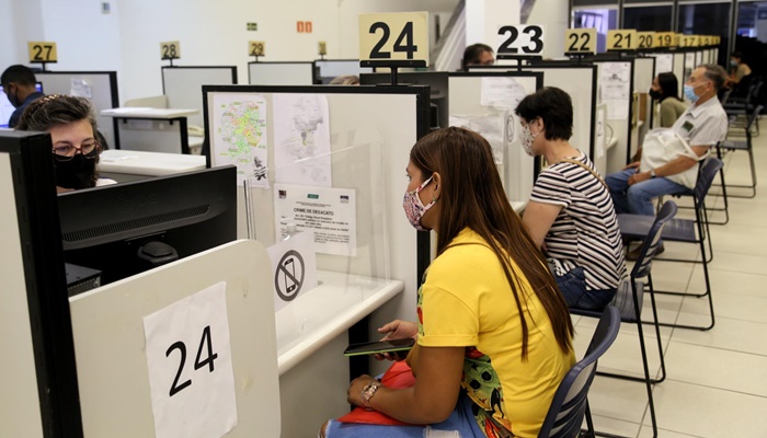  Agências do Trabalhador do Paraná têm 12,7 mil vagas em todos os segmentos da economia