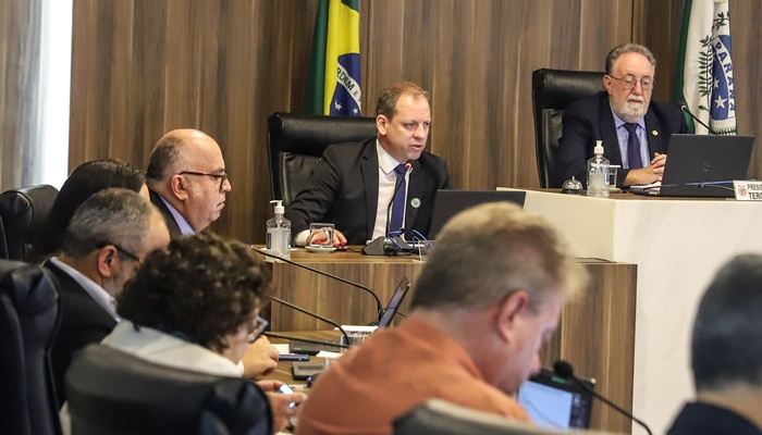  Com R$ 5,4 bilhões, Estado investe mais do que o mínimo constitucional em saúde