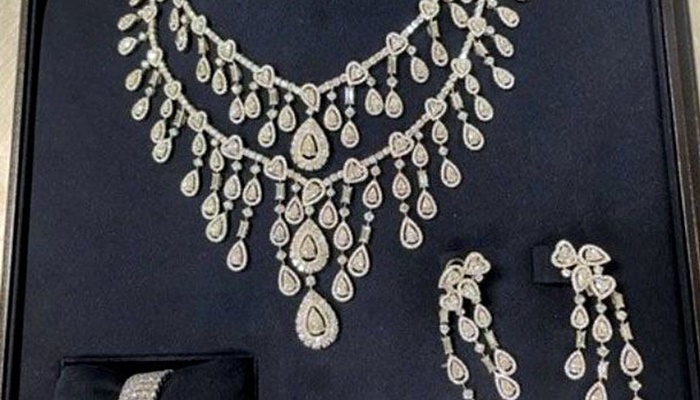 Policia Federal abre inquérito para investigar joias apreendidas