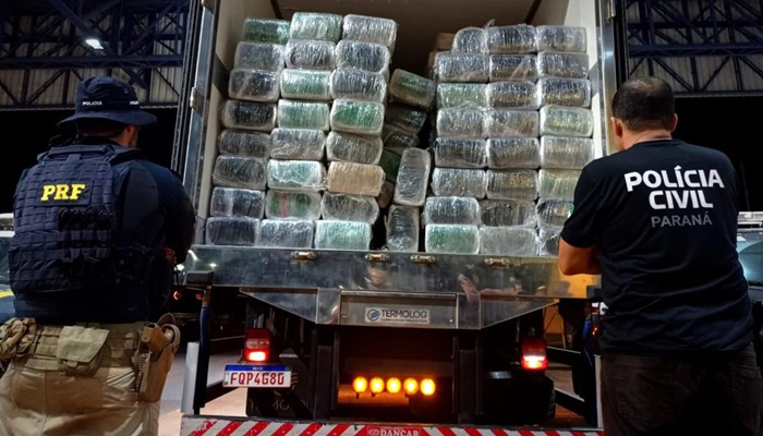  Em ação conjunta, PCPR e PRF apreendem mais de 1,9 tonelada de maconha em Cascavel