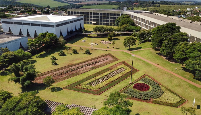  Unioeste abre vagas remanescentes para cursos que iniciam em março