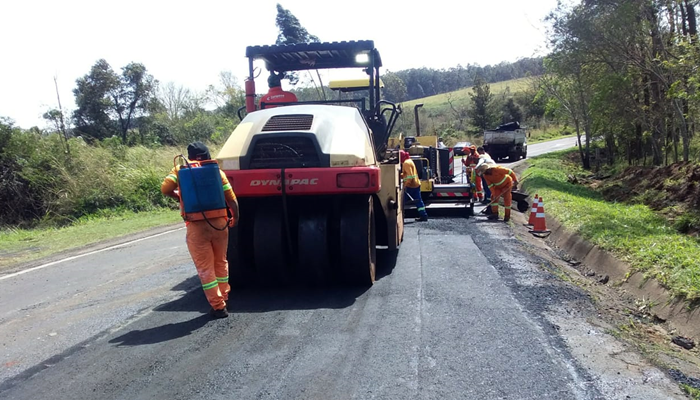  Estado assina contratos de R$ 60 milhões para conservação de 24 rodovias no Oeste