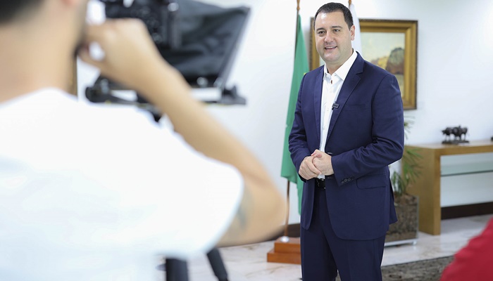  Governador autoriza concurso para contratação de professores e pedagogos no Paraná