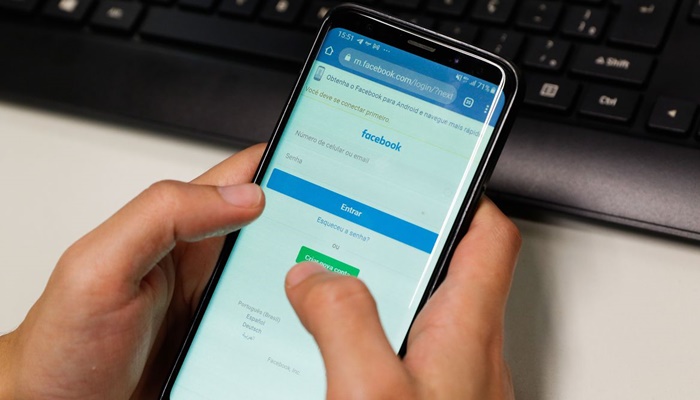 Sociedade deve se engajar no combate à desinformação, diz pesquisadora