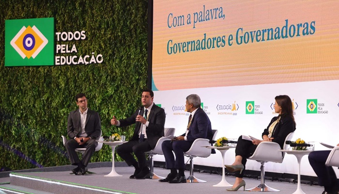  Governador apresenta ações que geraram salto do ensino público do Paraná em evento nacional