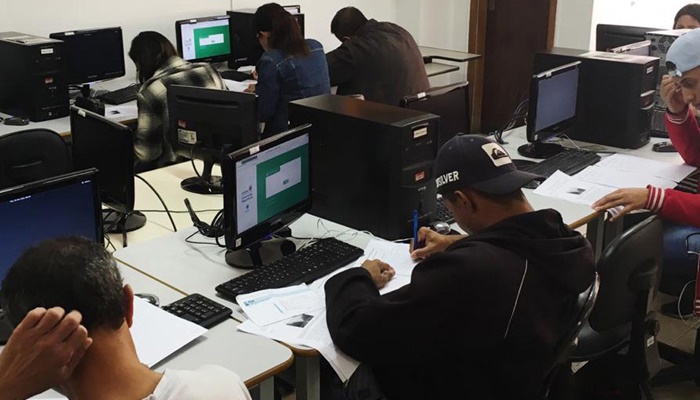  Começam nesta segunda-feira as inscrições para exames da EJA do ensino médio