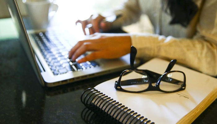 Brasileiros preferem cursos online para qualificação profissional