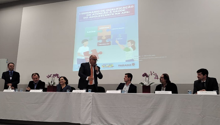  Saúde debate estratégias para ampliar atenção integral do adolescente