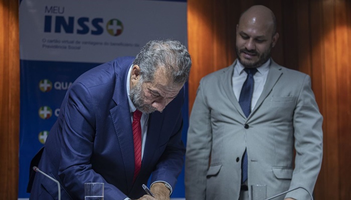 Carteira Meu INSS+ dá desconto em farmácias, cinemas, shows e serviços