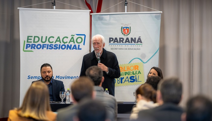  Secretaria de Educação e empresas agrícolas discutem matriz curricular do curso do setor
