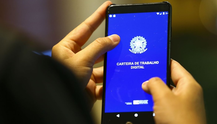 Brasil registra 155 mil empregos formais em maio