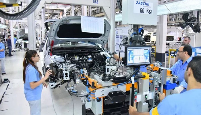 Volkswagen e Mercedes-Benz anunciam suspensão de trabalhadores