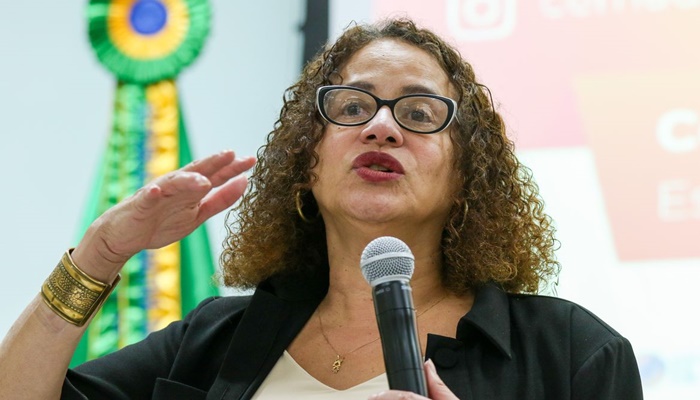 Governo amplia vagas de concurso para área de pesquisa científica