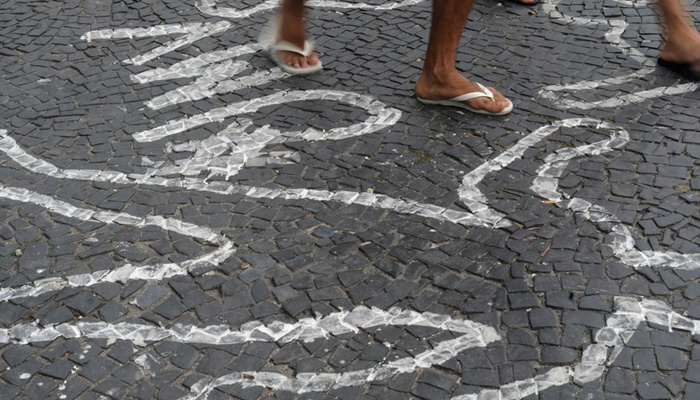 Mortes violentas intencionais no país caem 2,4% em 2022