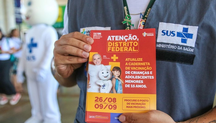 Campanha busca ampliar vacinação de crianças e adolescentes