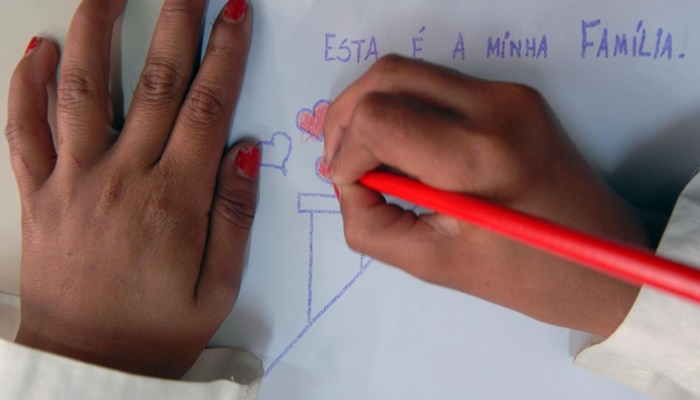 Alfabetizaçao de crianças ainda é desafio para o Brasil