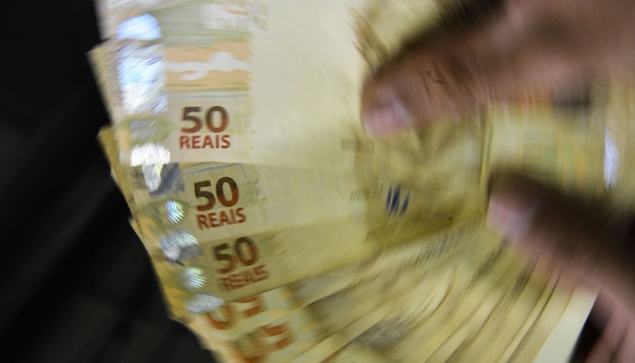 Indústria e sindicatos divergem sobre grau de redução dos juros