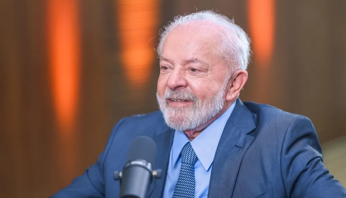 Lula diz que menos feriados em 2024 podem ajudar o PIB a crescer