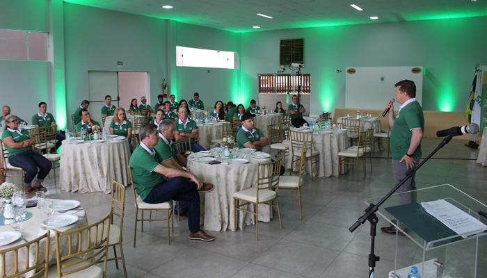 15 famílias dos municípios de Cantagalo, Porto Barreiro e Espigão Alto do Iguaçu participaram do programa, que oferece assessoria rural com acompanhamento e prestação de assistência técnica sem custo.