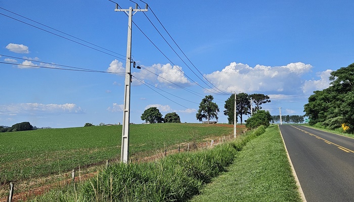  Agricultura paranaense já conta com 15 mil quilômetros de redes trifásicas