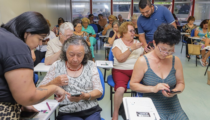  Paraná intensifica políticas públicas para atendimento e inclusão da pessoa idosa