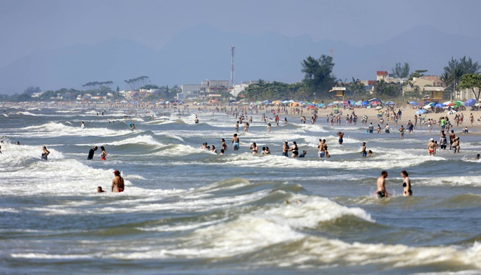  Bandeira azul: Paraná tem 94% das praias próprias para banho