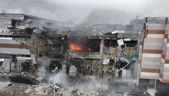 Ucrânia revida e bombardeia importante cidade russa