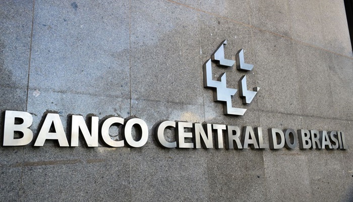 Contas externas têm saldo negativo de US$ 1,6 bilhão em novembro