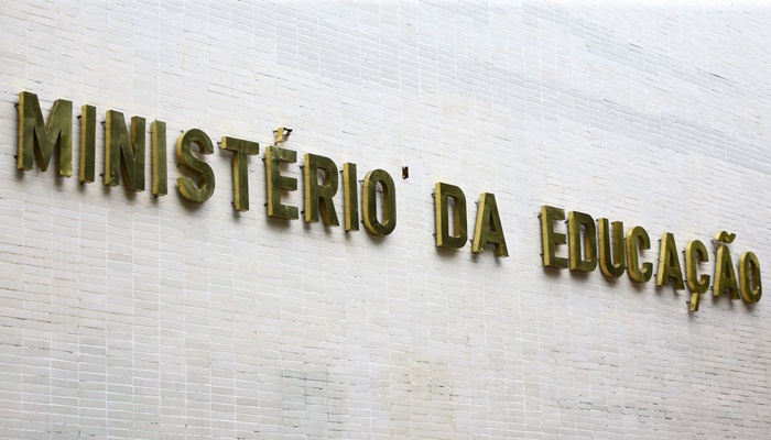 MEC abre fase de declaração de matrículas de escolas em tempo integral