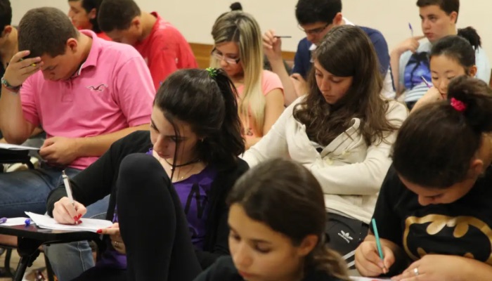 Concurso unificado amplia vagas para cadastro reserva