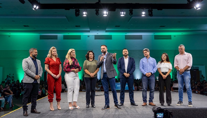  Educação promove seminário com mais de 2 mil diretores da rede para ampliar integração